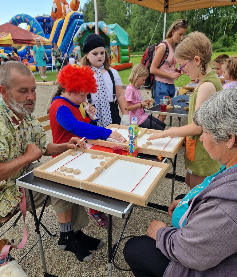 Foto k článku Tvořivé a herní dílničky - kompletní program